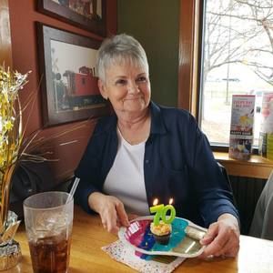 Meet your Posher, Sandi